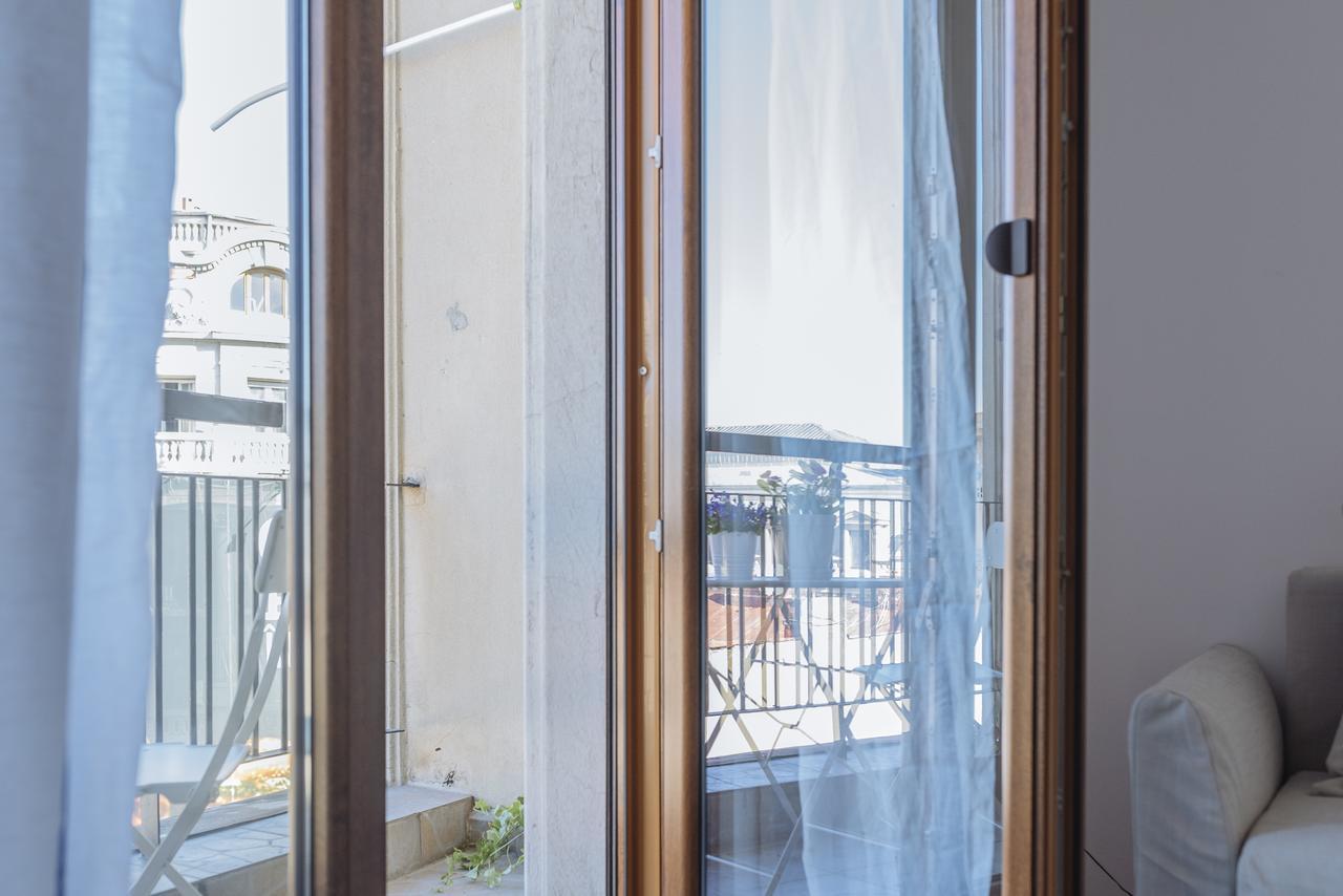 Old Town - City Center Apartment Bucharest Exterior photo